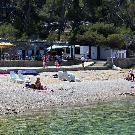Apartments With A Parking Space Veli Losinj, Losinj - 8029 Exterior photo